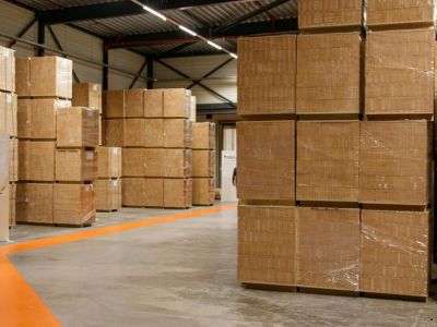 Soluciones adhesivas para embalaje industrial